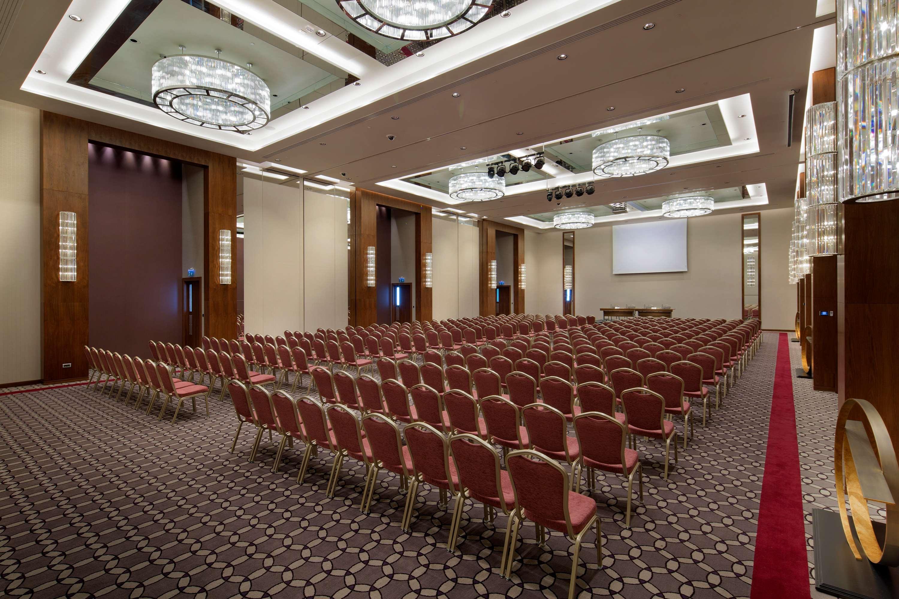 Hotel Hilton Batumi Esterno foto The Grand Ballroom