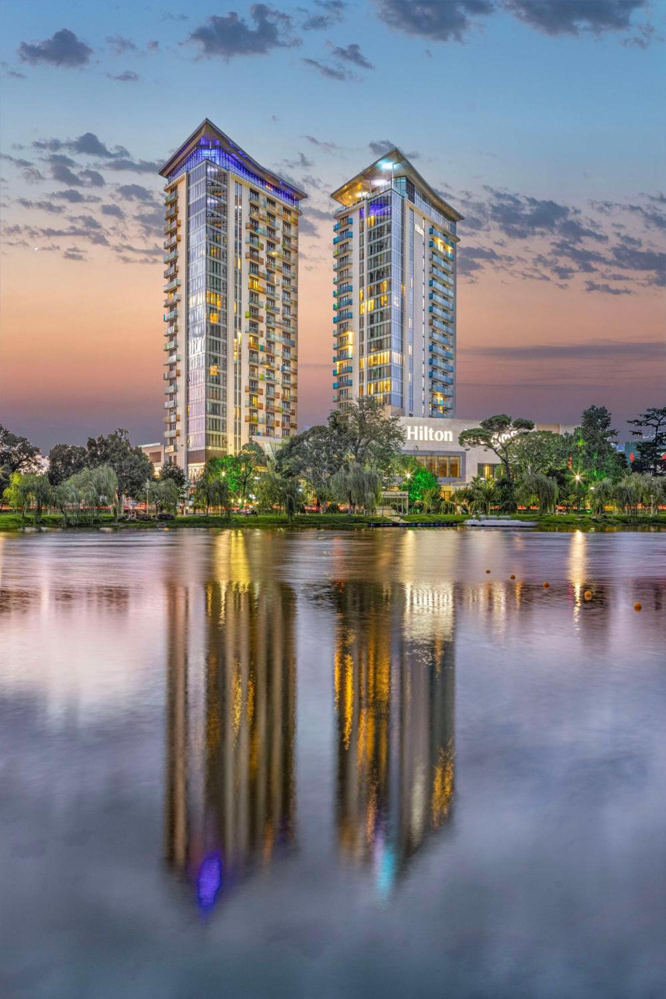 Hotel Hilton Batumi Esterno foto Hilton Adelaide